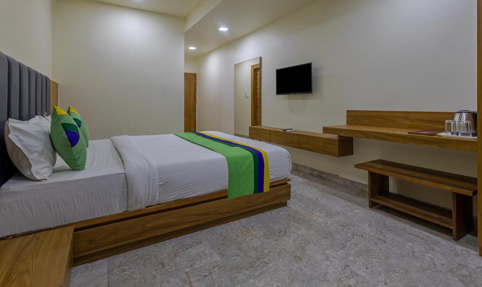 Treebo Eden Park, Ahmedabad Hotel Batwa Luaran gambar